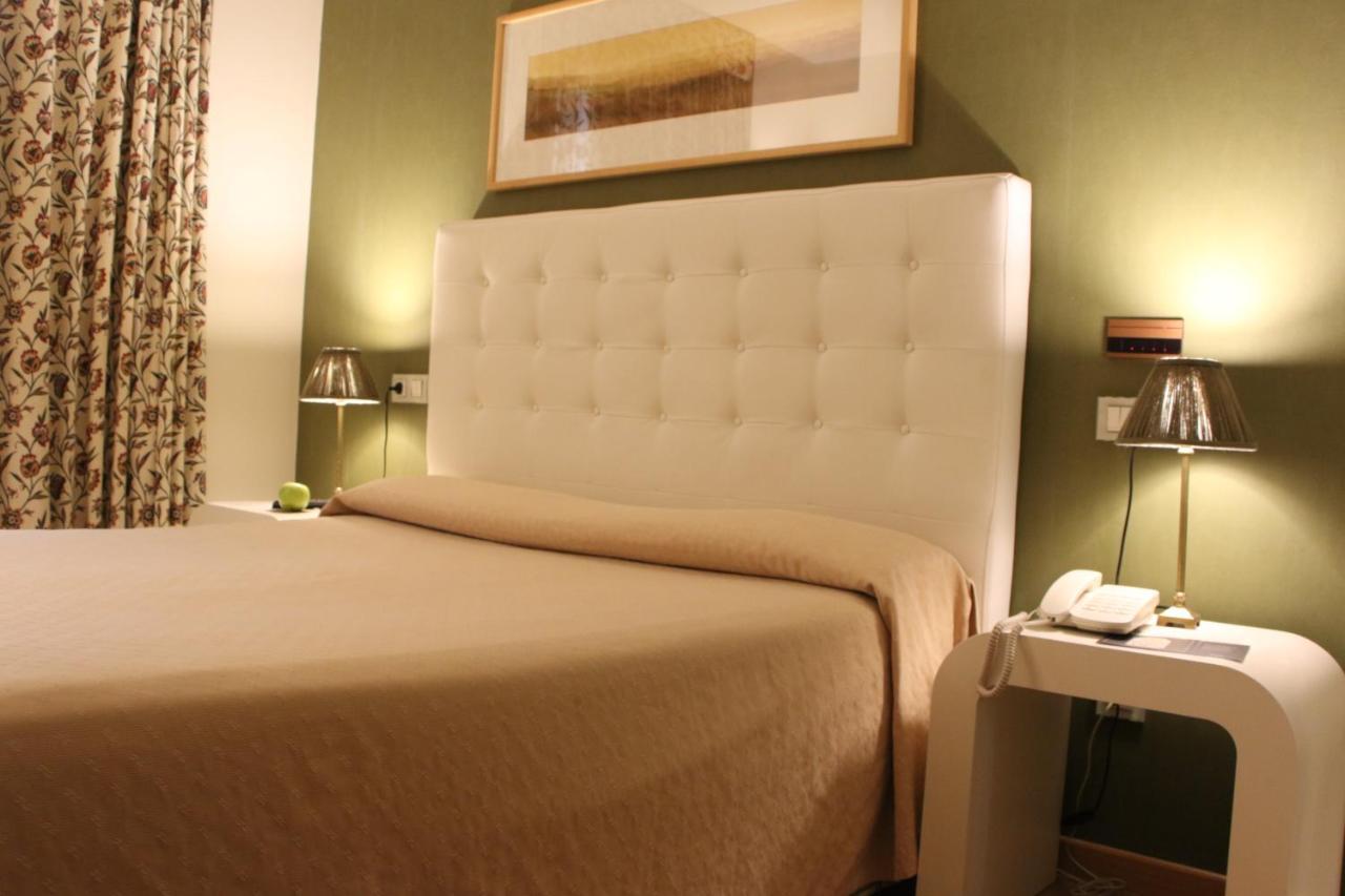 ריבאדאו Hotel Bouza מראה חיצוני תמונה